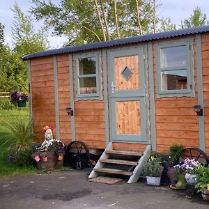 Captivating 1-bed Cabin In Middlesbrough