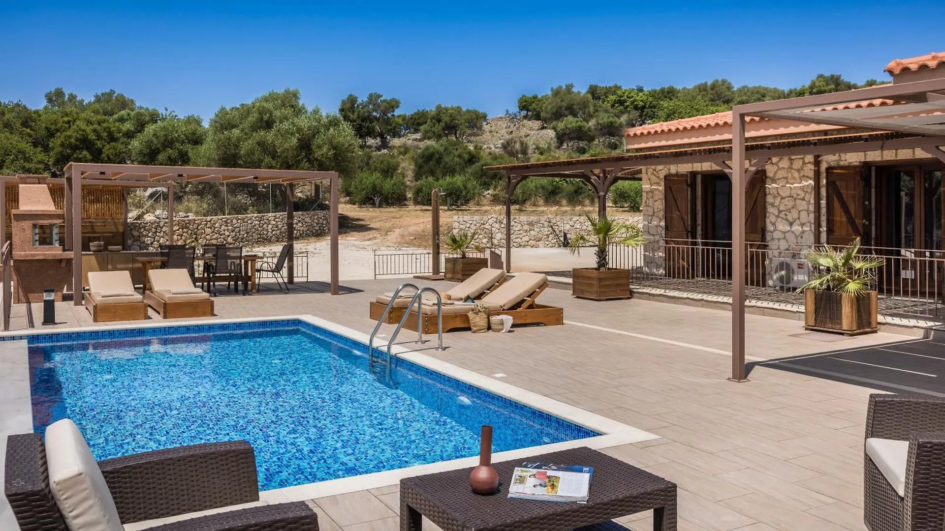 Saint Nicholas Villas 4 Razata 0*,  Greece
