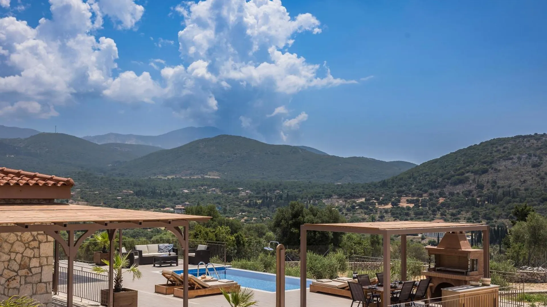 Saint Nicholas Villas 4 Razata